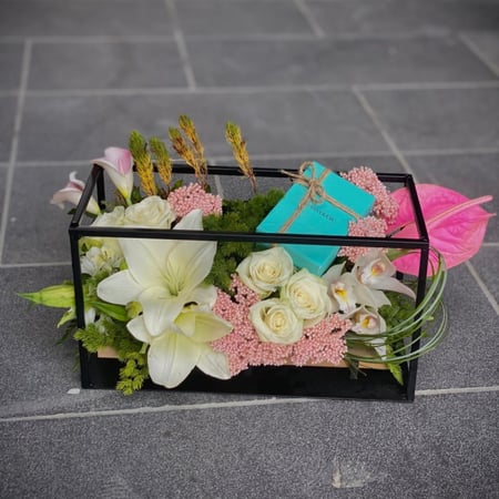 تنسيق على ستاند بالورد