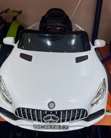 سياره مرسيدس ماطورين