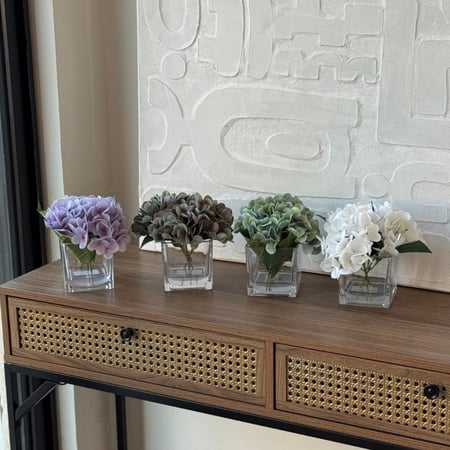 فازه زجاج ورد