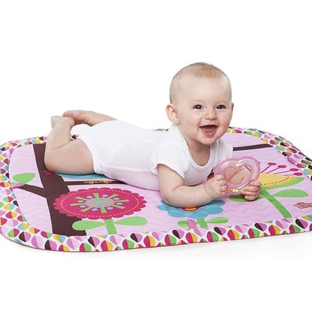 صالة ألعاب تغريدات ساحرة