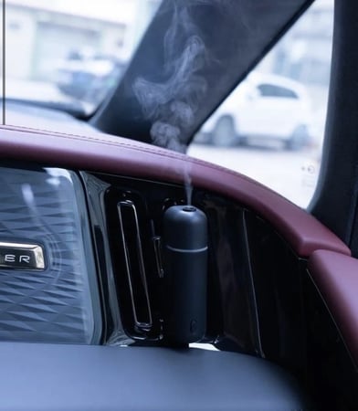 فواحة السيارة مع 6 زيوت عطرية بروائح مختلفة