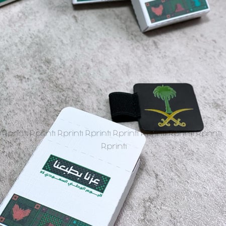 حامل قلم بشعار  سيفين ونخله
