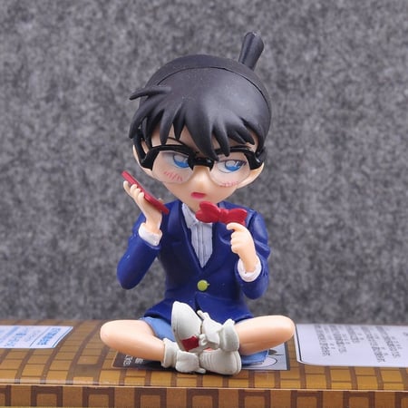 مجسم شخصيات الانمي شخصية كونان المحببة لعشاق تزيين التابلو بتصميم  جميل و لطيف , للسيارة و الكمبيوتر  و المكتب