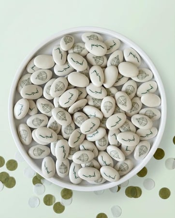 50 حبة ملبس الشوكولاتة البلجيكية مع طباعة الثيم والاسم