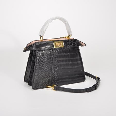 بيكابو | أسود كروك