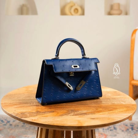 كيلي اوسترش | أزرق