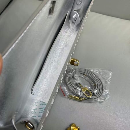 لونق كلاتش انديامو | فضي