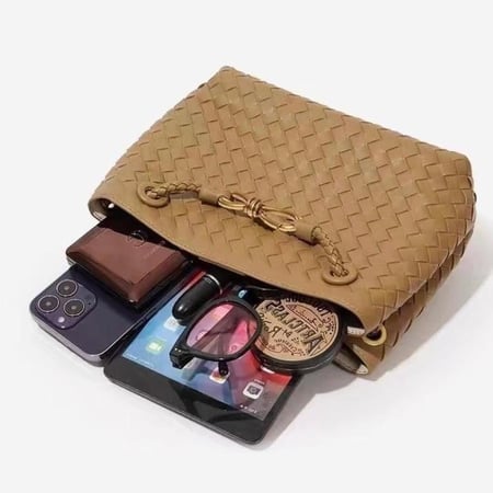 بوتيغا انديامو | ذهبي