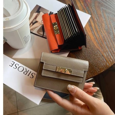 كيلي كاردهولدر | أسود