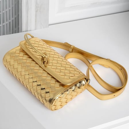 ميني انديامو | ذهبي