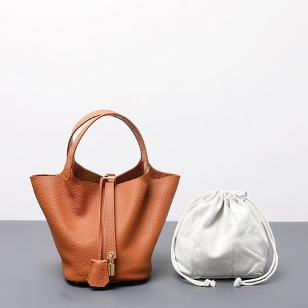 بيكوتان كروك | كاكي