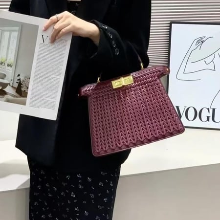 بيكابو | عنابي