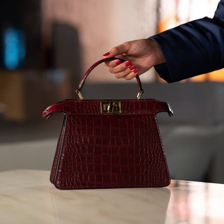 بيكابو | عنابي