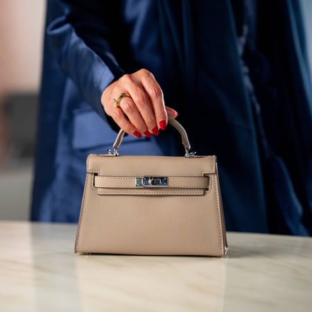 ميني كيلي | كاكي فاتح