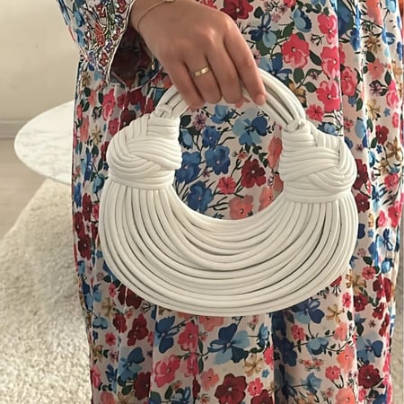 جودي نوتد | أبيض