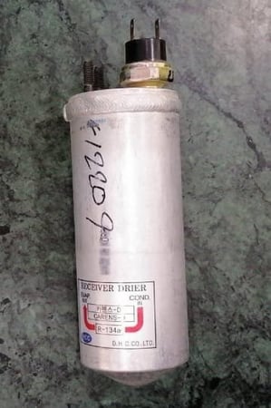 #12209K صفاية مكيف فريون كيا كارنس 05 / RECEIVER DRIER KIA CARNES 05