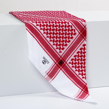 بكج شماغين قوتشي كلاسيك   (احمر + ابيض) اسود