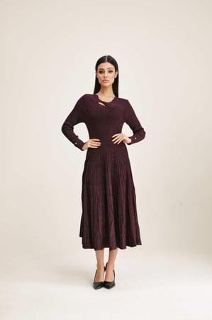 فستان لامع بكسرات