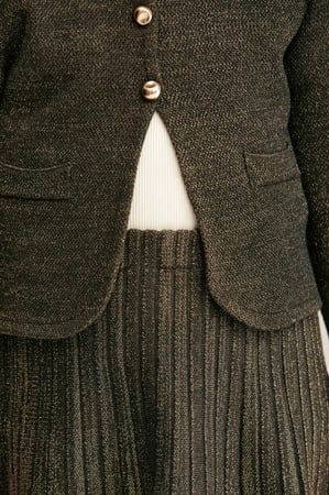 جاكيت لامع بأزرار