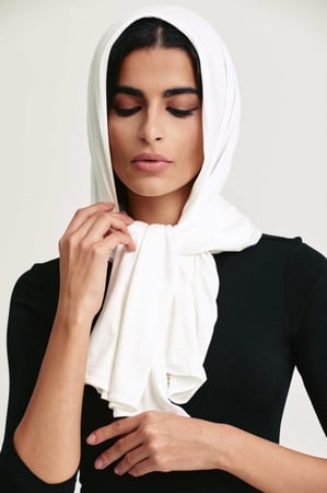 حجاب شال بخامة مطاطية