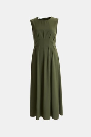 مريول مدرسي للبنات سنبل – تصميم واسع براحة وأناقة