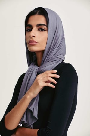 حجاب شال بخامة مطاطية