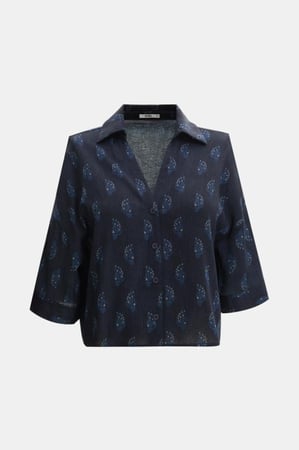 قميص مطبع بقصة واسعة