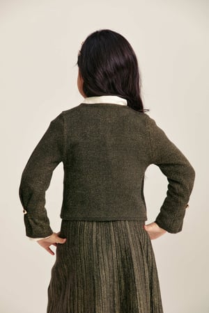 جاكيت لامع بأزرار