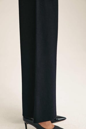 بنطلون واسع بخصر مطاطي