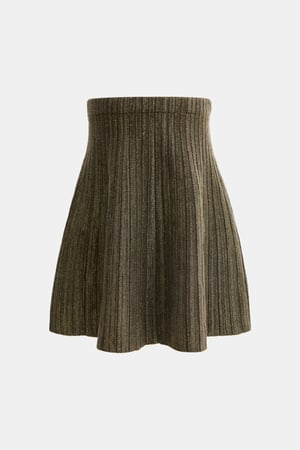 تنورة لامعة بخصر مطاطي