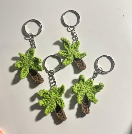 ميدالية كروشيه "نخله"