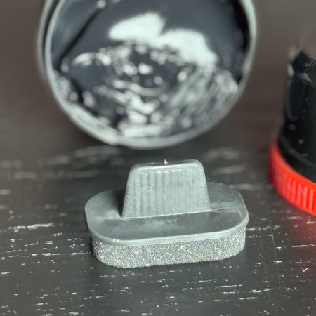 كريم تلميع الكفرات