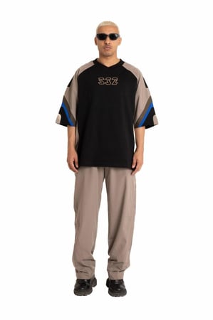 T-shirt and pants set طقم