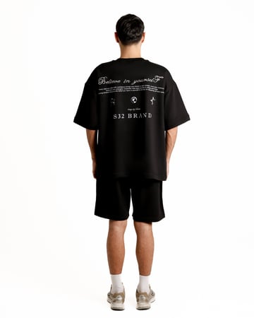 Set = T-shirt + shorts طقم شورت وتيشيرت