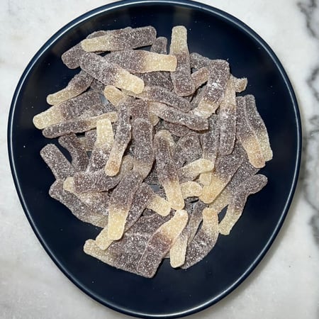 كولا بالسكر 100 جرام