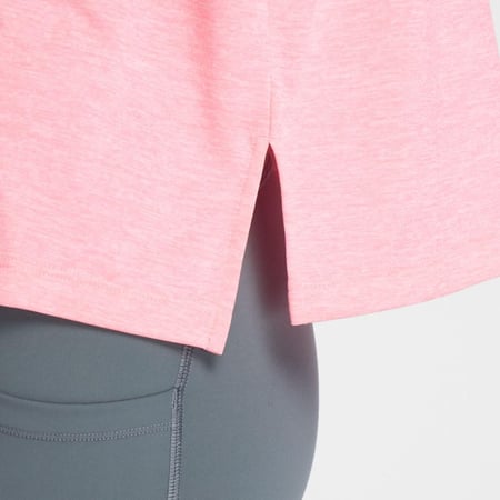 تيشيرت تدريب نسائي من نيو بالانس _ WT6172ZLAD1