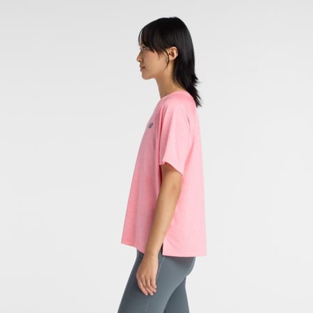 تيشيرت تدريب نسائي من نيو بالانس _ WT6172ZLAD1