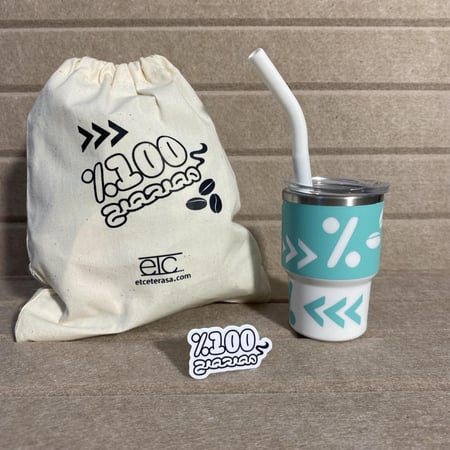 كوب اسبريسو وقهوة تركي وقهوة سعودية