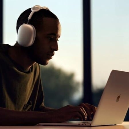 فيدا-ايربودز ماكس شبية ابل - الوان متعددة