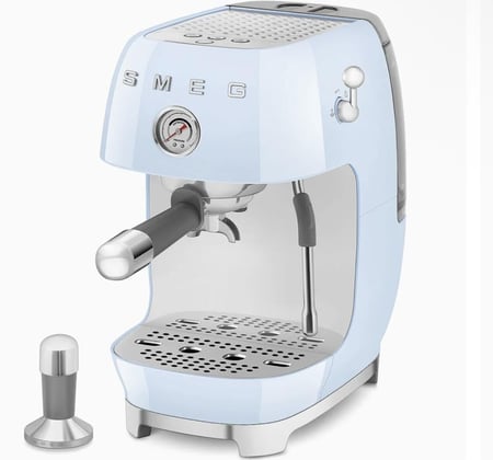 جهاز قهوة smeg 4
