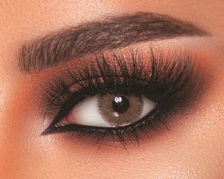 عدسات نيولنس امبر