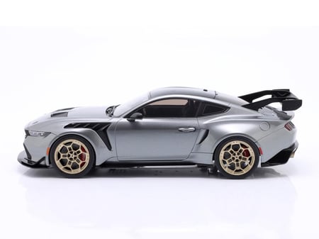 Ford Mustang GTD Metallic Grey 1:18 Ixo IXOSPMCG18576