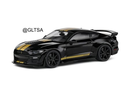 Ford Shelby Mustang GT500 Black w/Gold Stripe 1:43 Solido S4311506