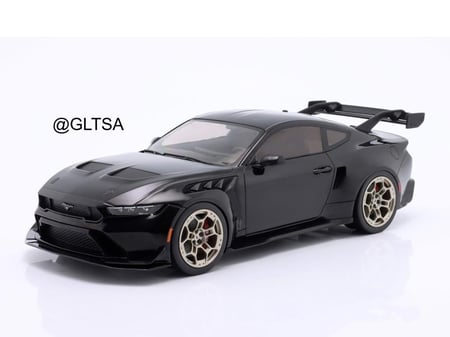 Ford Mustang GTD Black 1:18 Ixo IXOSPMCG18578