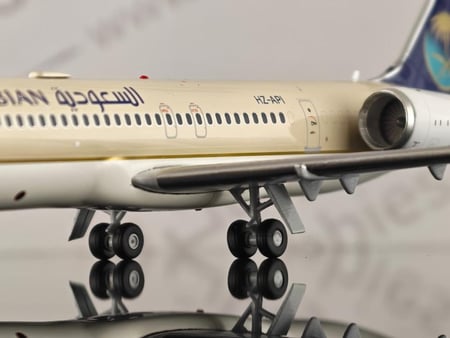 Saudi Arabian Airlines McDonnell Douglas MD-90 HZ-API 1:200 Gemini Jets G2SVA1333