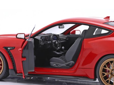 Ford Shelby Mustang Super Snake Race Red 1:18 Solido S1813801