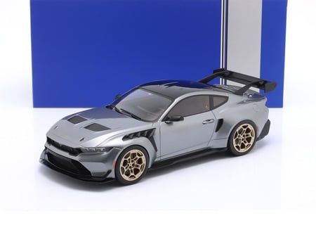 Ford Mustang GTD Metallic Grey 1:18 Ixo IXOSPMCG18576