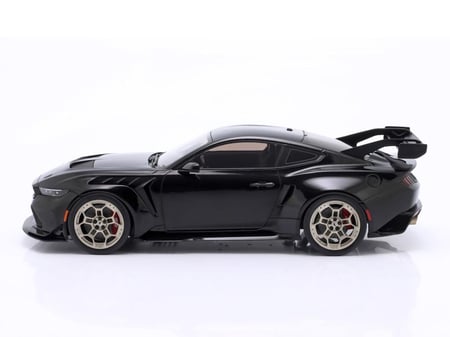Ford Mustang GTD Black 1:18 Ixo IXOSPMCG18578