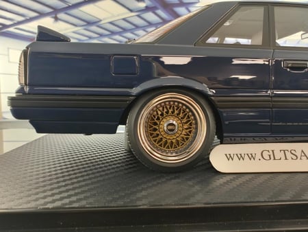 Nissan Skyline GTS-R (R31) Blue Black 1:18 Ignition Model IG3508