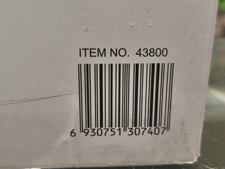 PRE-OWNED Pack of 2 Pieces With NOTES Ferrari SF90 & Bentley Mulsanne 1:18